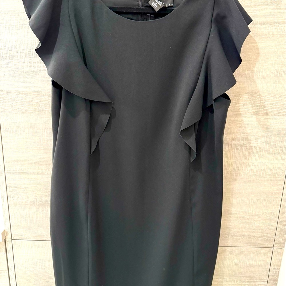 Never Worn LORD  & TAYLOR Black Sheeth with ruffle accent arms   Ladies size 16